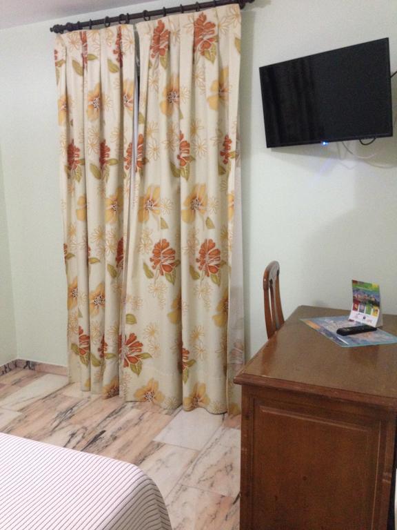 Hostal Rio De Oro Alcalá la Real Exteriör bild