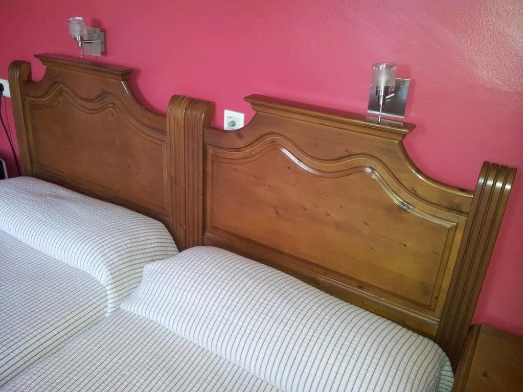 Hostal Rio De Oro Alcalá la Real Exteriör bild